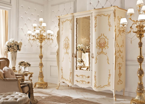 Шкаф рококо классика белый