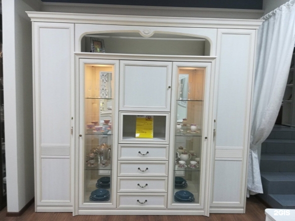 Гостиная ровена светлая шатура