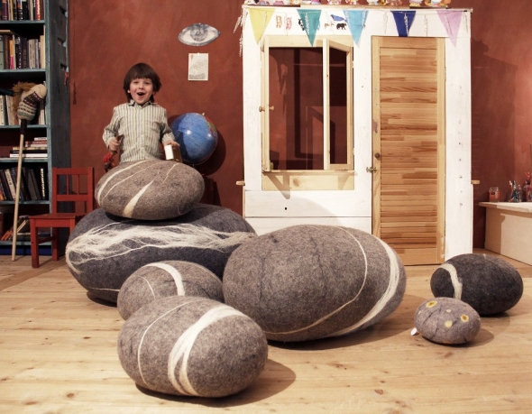 Katsu камни пуфы