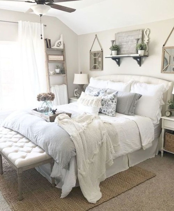 Farmhouse bedroom