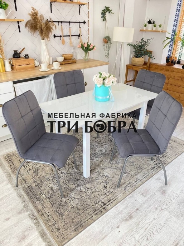 Обеденная группа три бобра