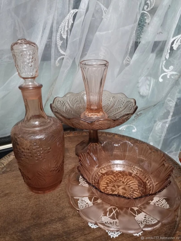 Графин карамельное стекло ссср