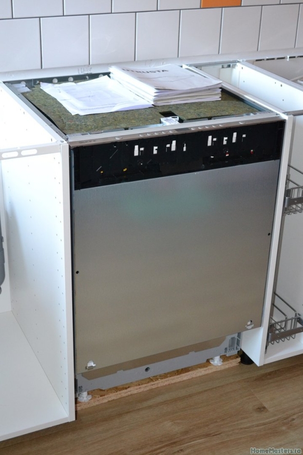 Встраиваемая посудомоечная машина gorenje вид сзади